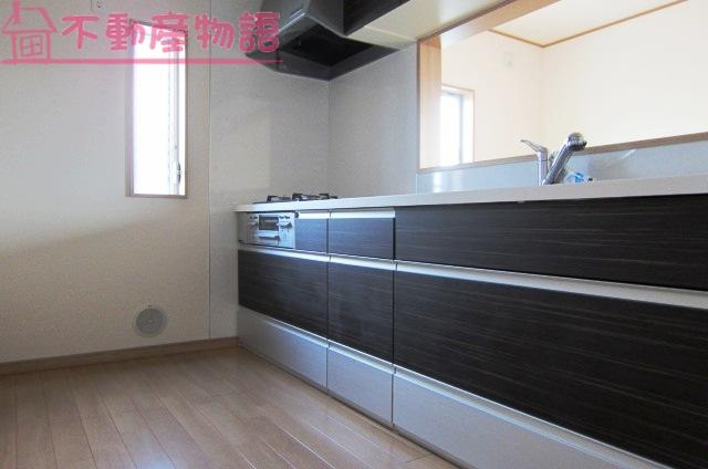 Same specifications photo (kitchen)