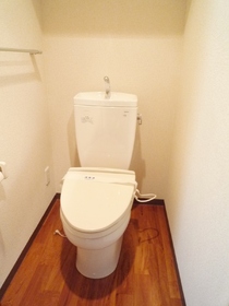 Toilet. toilet.
