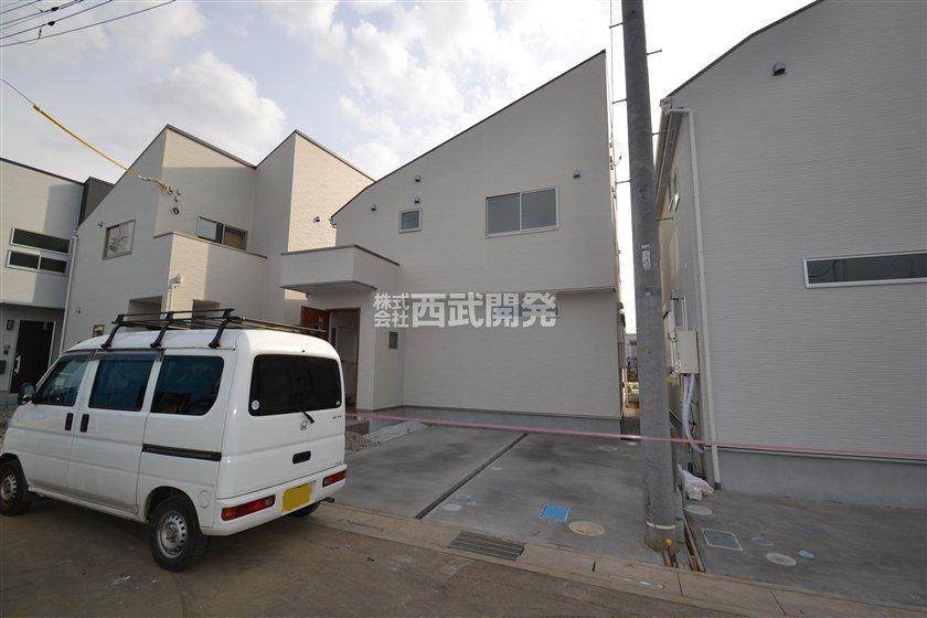 Local appearance photo. Local (12 May 2013) Shooting