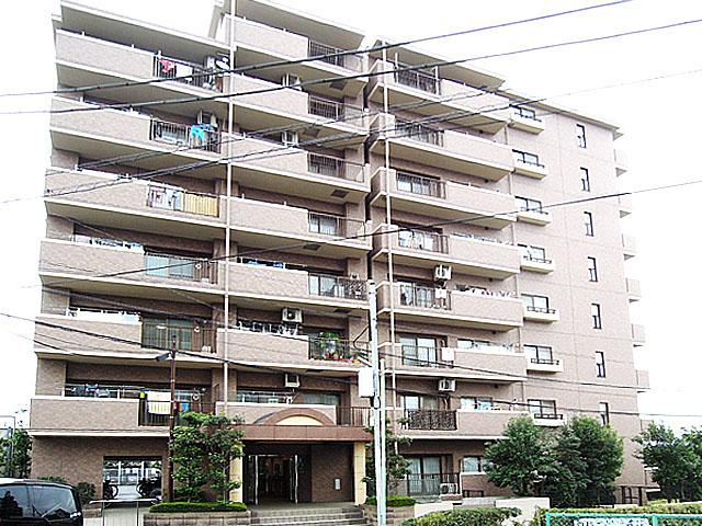 Local appearance photo. Local (11 May 2013) Shooting