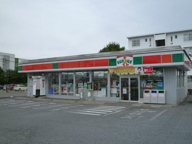 Convenience store. Thanks Shin Sayama store up (convenience store) 927m