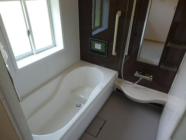 Same specifications photo (bathroom). Same specifications