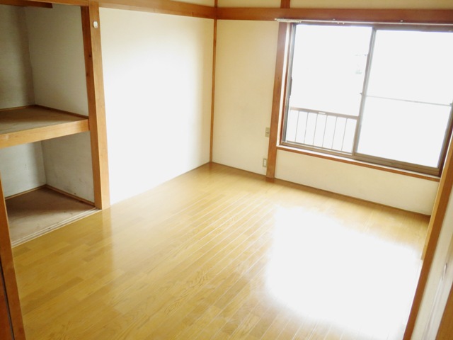 Other room space. Changed from the Japanese-style Western-style