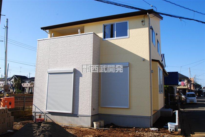 Local appearance photo. Local (10 May 2013) Shooting