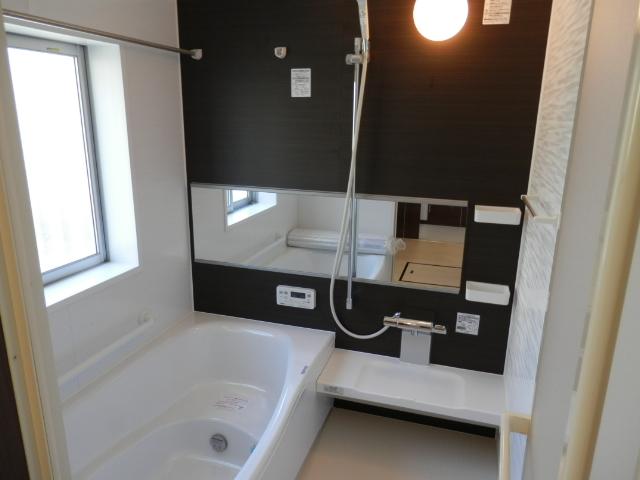 Same specifications photo (bathroom). Same specifications