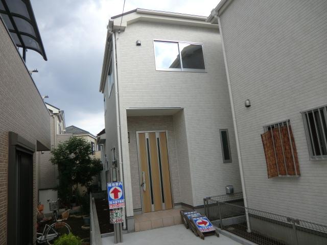 Local appearance photo