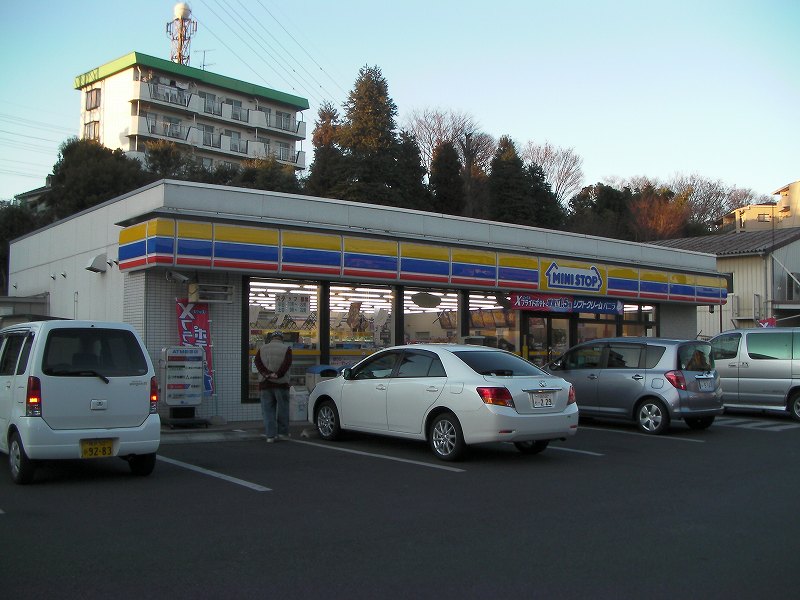 Convenience store. MINISTOP Kawagoe Kishimachi store up (convenience store) 127m