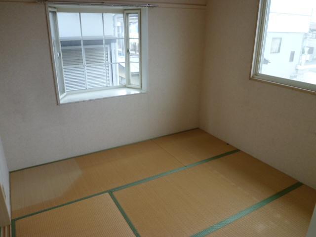 Other room space. Japanese-style room 2