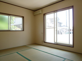 Living and room. There is also a window to the Japanese-style room