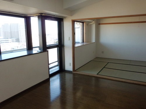 Living and room. Living-dining ・ Japanese-style room (approximately 6.0 tatami mats)