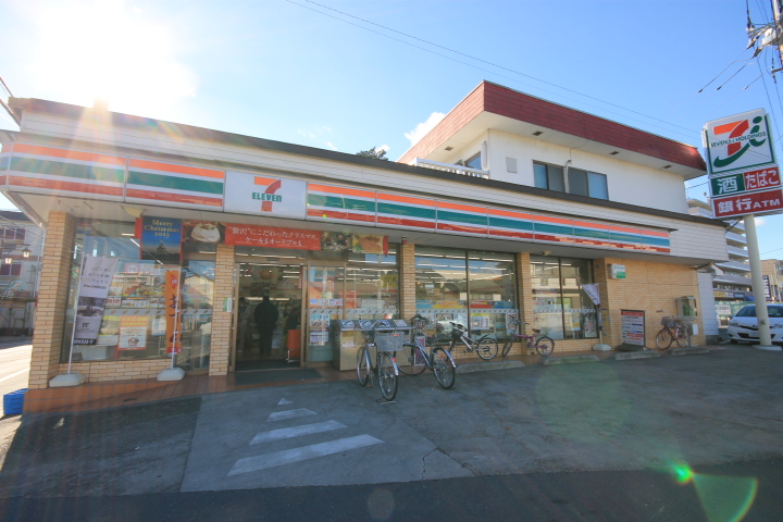 Convenience store. Seven-Eleven Kawagoe Rokuken the town store (convenience store) to 852m