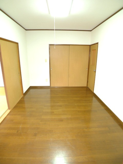 Living and room. Flooring