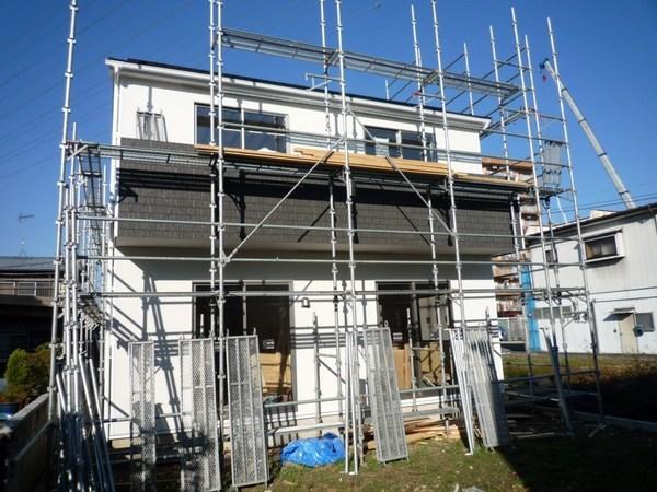 Local appearance photo. Local (12 May 2013) Shooting