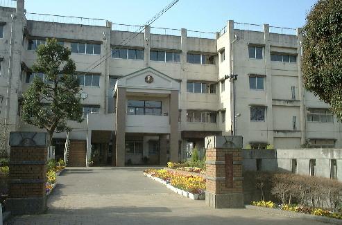 Junior high school. 1025m to Kawagoe Jonan Junior High School
