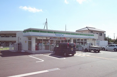 Convenience store. FamilyMart Kawagoe Amanumashinden store up (convenience store) 271m