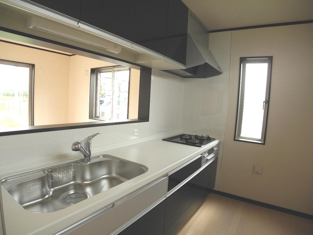 Same specifications photo (kitchen). Same specifications