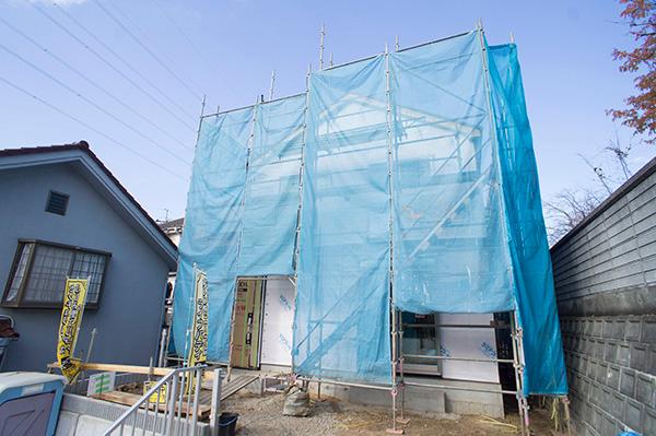 Local appearance photo. Local (12 May 2013) Shooting