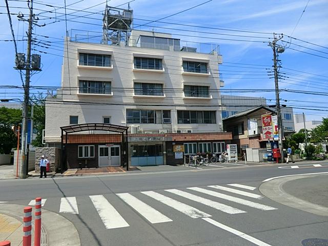 Hospital. 1428m until the medical corporation Association bi-Aikai Kamifukuoka twin love hospital