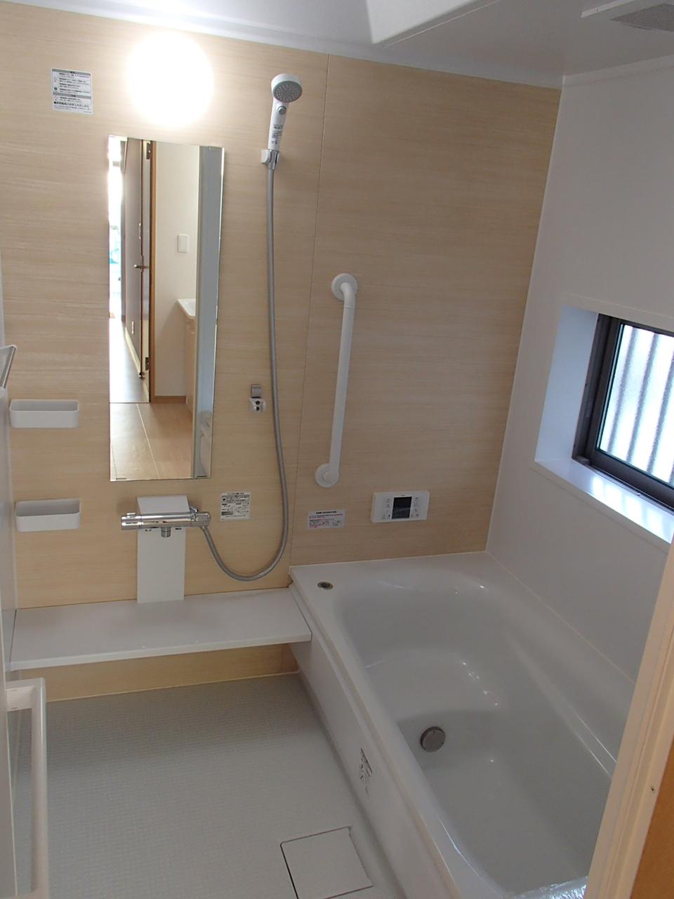 Bathroom. (December 2013) Shooting