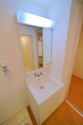 Washroom. Same type completed image