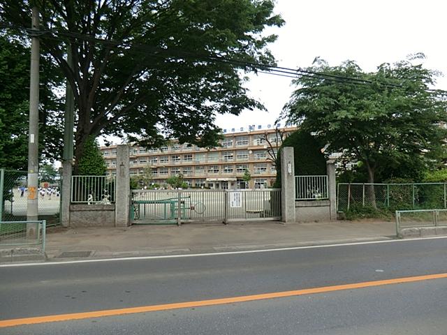 Primary school. 1450m to Kawagoe City Fukuhara Elementary School