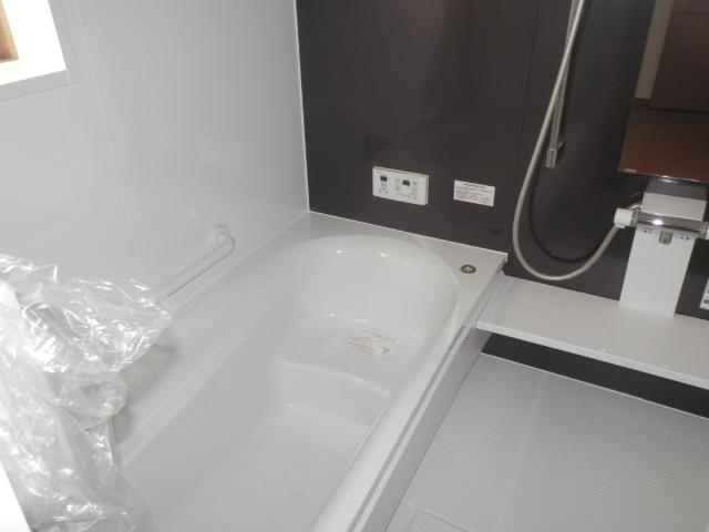 Same specifications photo (bathroom). Same specifications