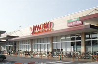 Supermarket. Yaoko Co., Ltd. Kawagoe Shinjuku until the (super) 1118m