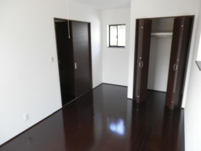 Non-living room. Local (June 2013) Shooting