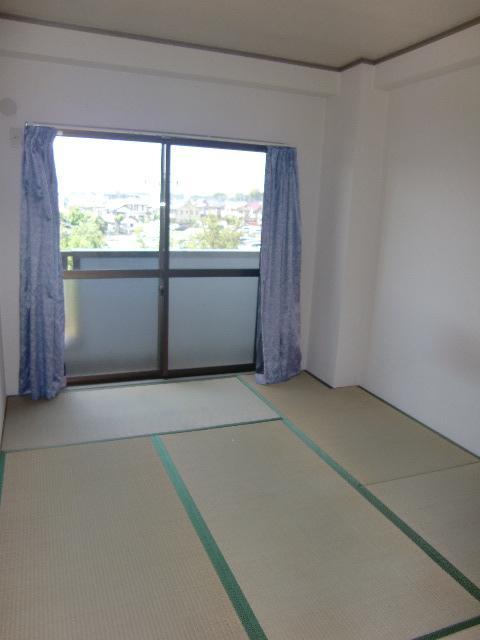 Other room space. Japanese style room