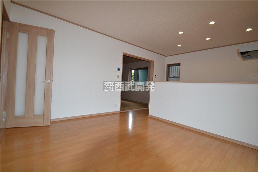 Living. Indoor (July 2013) Shooting