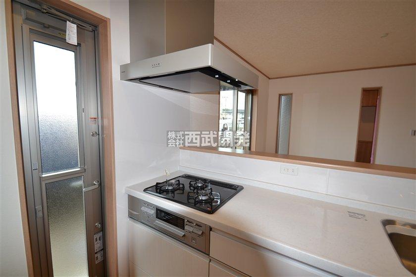 Kitchen. Indoor (July 2013) Shooting