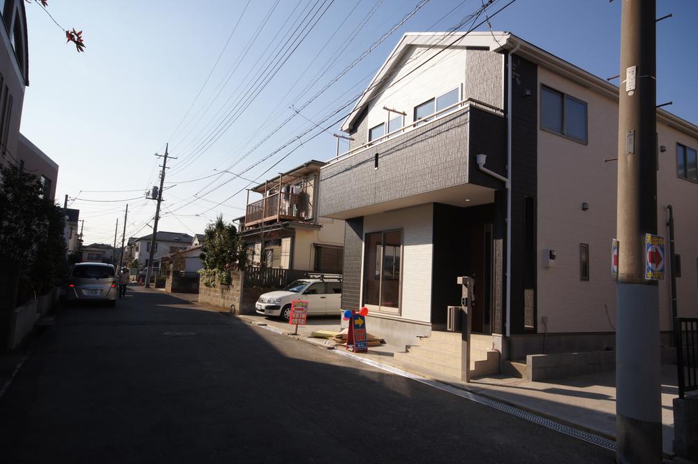 Local appearance photo