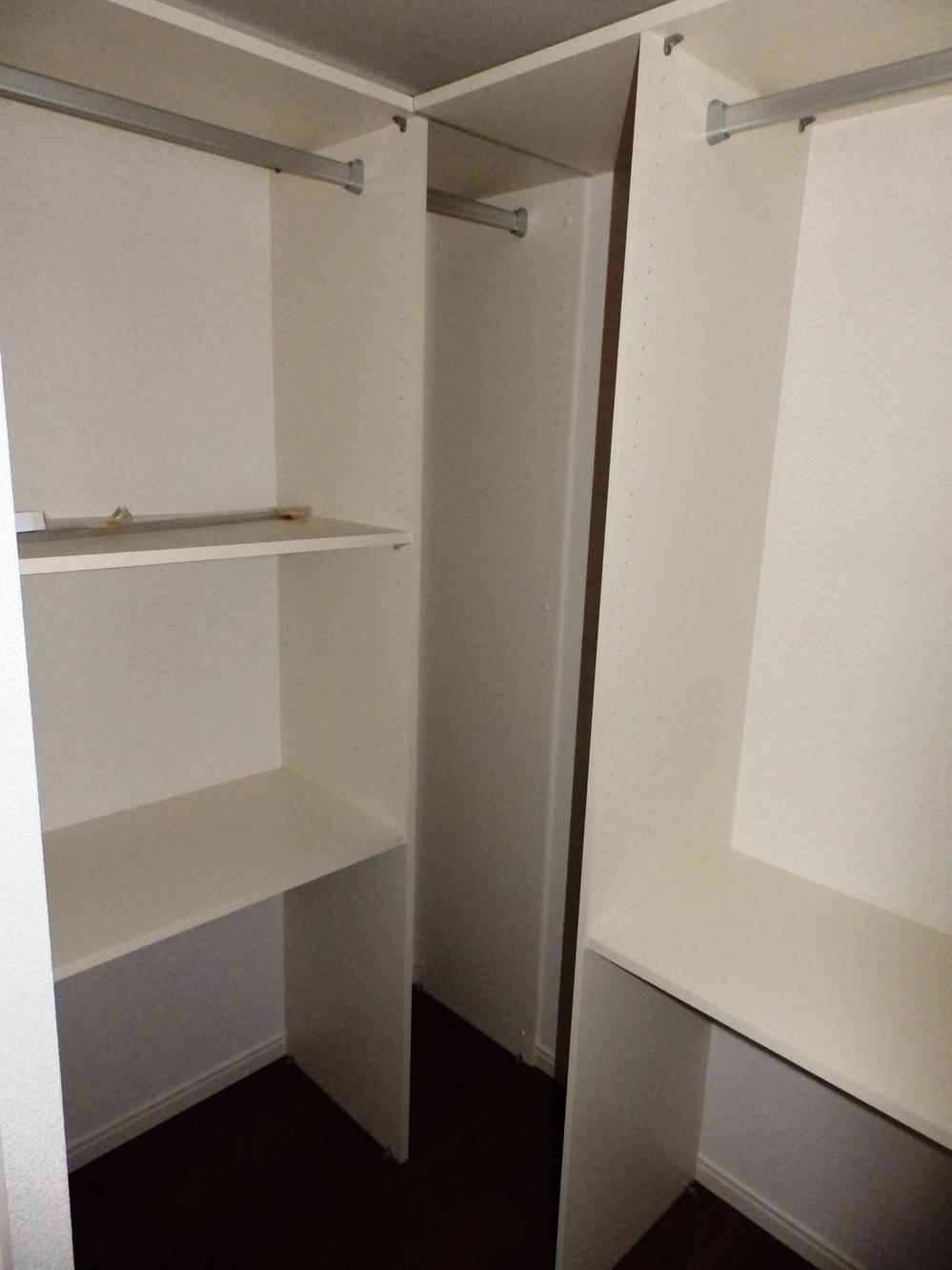 Receipt.  [Family cloak] (December 2013 shooting)