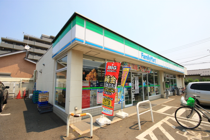Convenience store. FamilyMart Kawagoe Sunashinden store up (convenience store) 274m