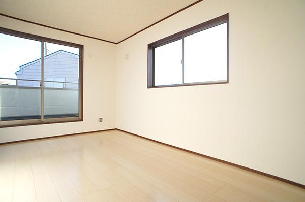 Non-living room. Indoor (11 May 2013) Shooting