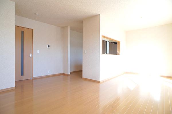 Living. Indoor (12 May 2013) Shooting 1 Building