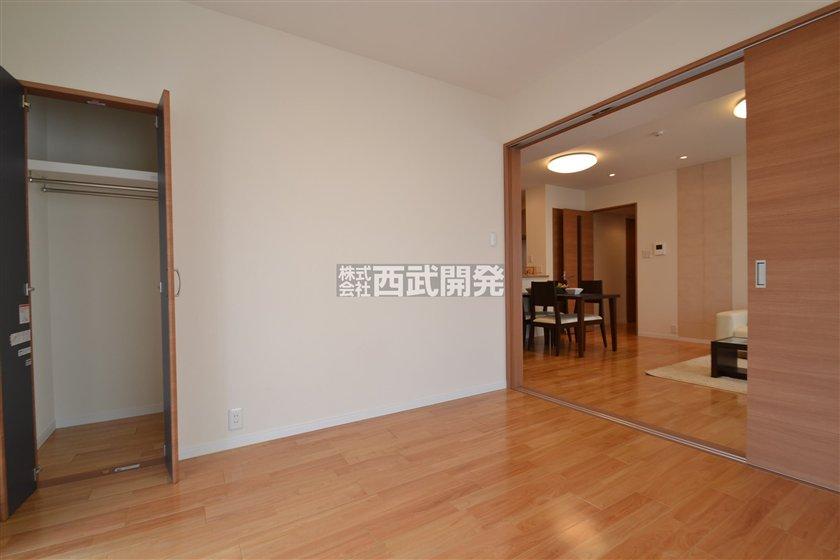 Non-living room. Indoor (July 2013) Shooting