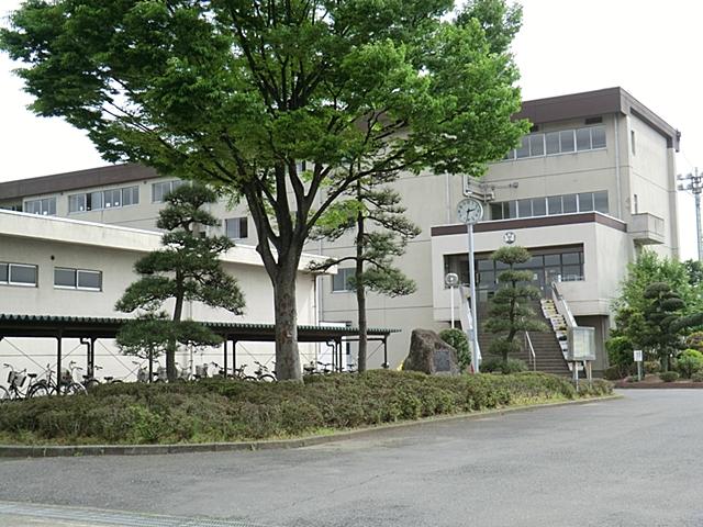 Junior high school. Kawagoe Minami Furuya until junior high school 960m