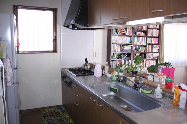 Kitchen. Indoor (September 2013) Shooting