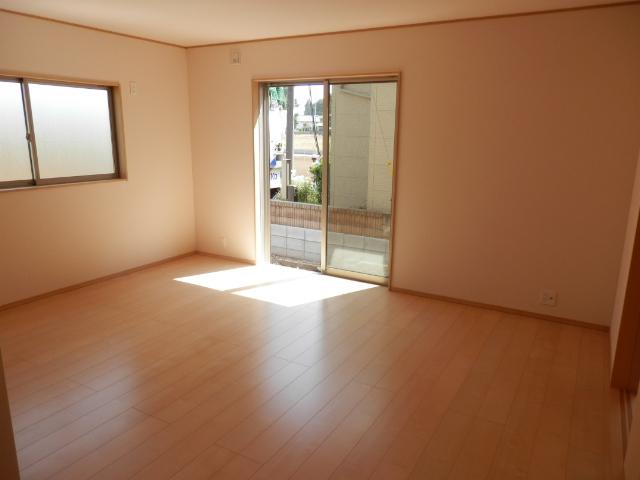 Living. 7 Building (December 2013) Shooting