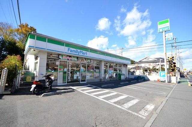 Convenience store. 120m to FamilyMart water village Minamiotsuka Higashiten