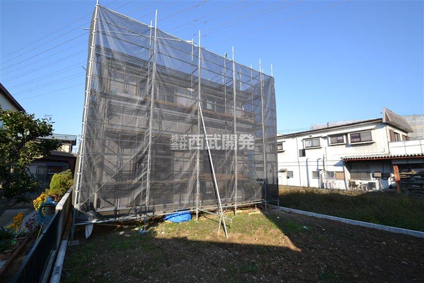 Local appearance photo. Local (11 May 2013) Shooting