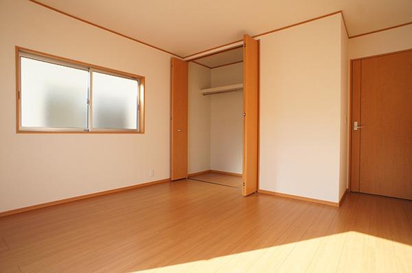 Non-living room. Building 2