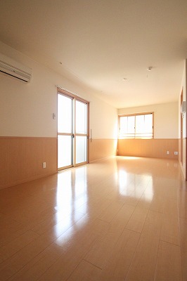 Other room space. Apamanshop Tsurugashima shop TEL: 049-233-7511