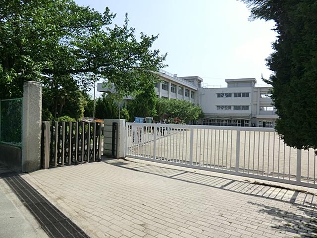 Primary school. 426m to Kawagoe Univ East and West Elementary School