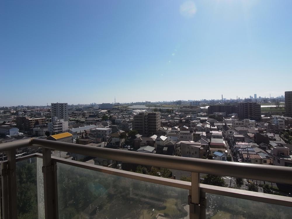 View photos from the dwelling unit. View from the balcony (10 May 2013) Shooting