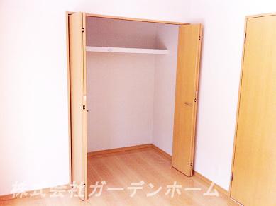 Model house photo