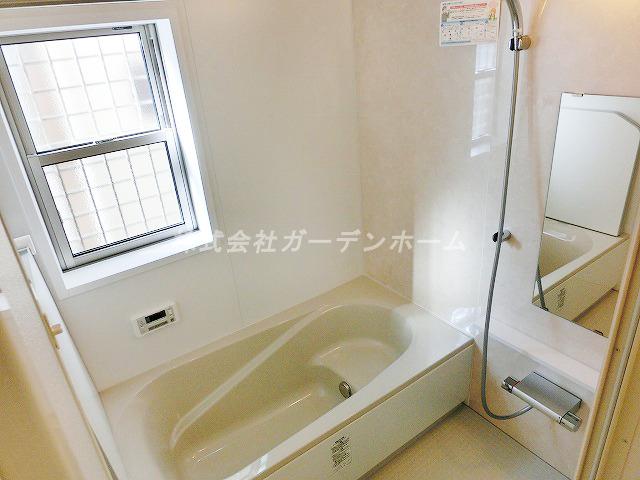 Bathroom. ■ Shine in a quiet residential area, Designer house. You can stay in a space of relaxation and fine moments. Certainly once please visit ■