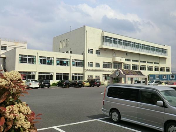 Junior high school. Motogo 180m until junior high school