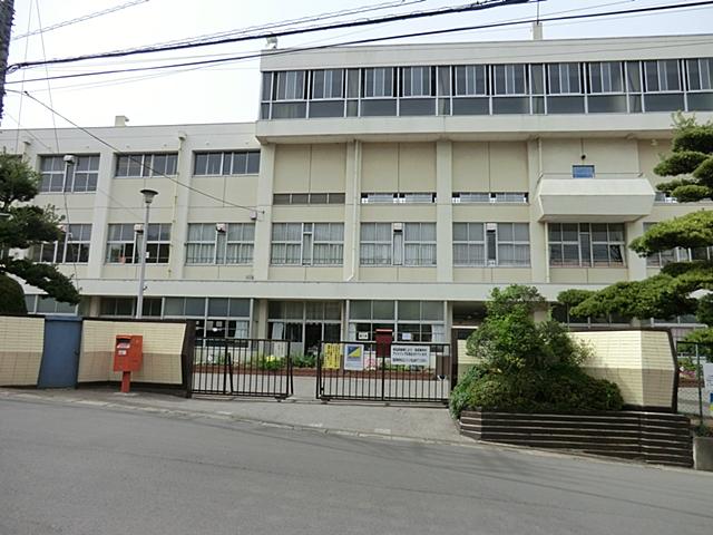 Primary school. Kawaguchi Municipal actively 400m up to elementary school